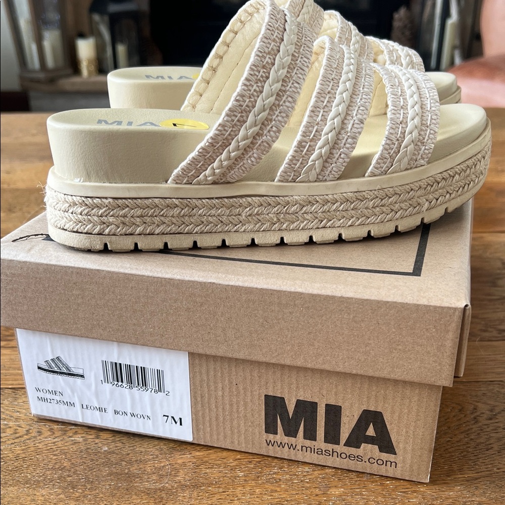 MIA Women's Tan Braided Platform Sandals size 7